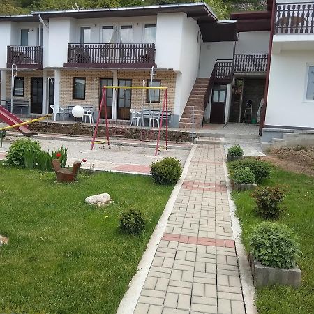 Villa Nikola オフリド エクステリア 写真
